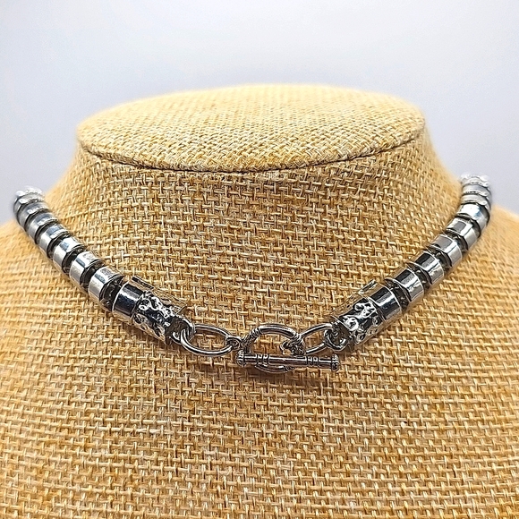 Silvetone Southwest Style Necklace - Picture 4 of 5